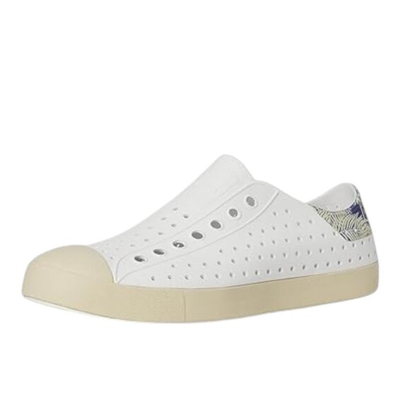 Native Girl's White Jefferson Wanderfoam Slip-On Water Sneaker Size 13 - Picture 1 of 7